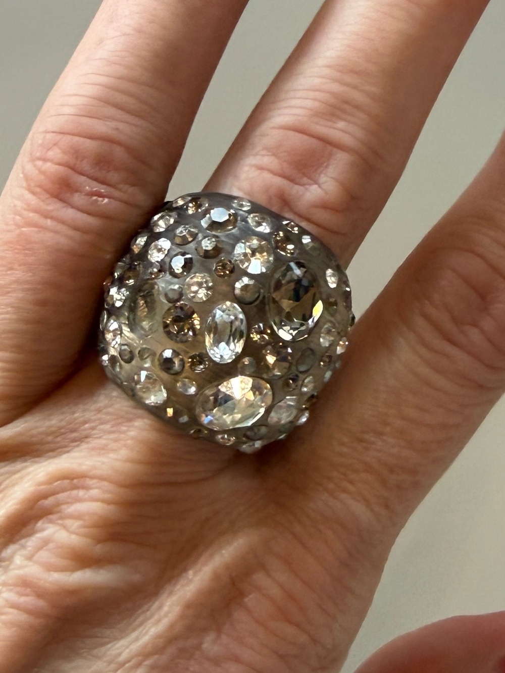 Alexis Bittar crystal statement cocktail ring - Picture 1 of 9